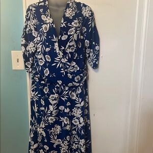 NWT Jessica Howard Blue and White Floral Woman’s Dress 18W